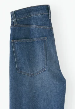 Boyfriend Jeans*Wrap London Store