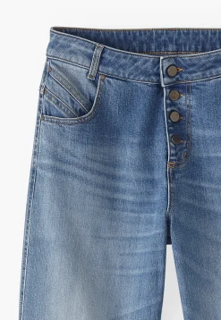 Boyfriend Jeans*Wrap London Online