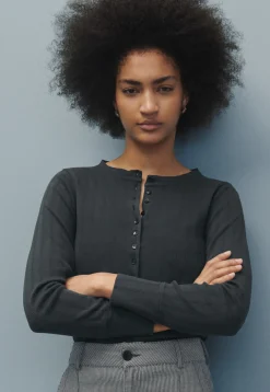 Button-Through Top*Wrap London Clearance