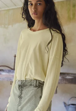 Drop-Shoulder Top*Wrap London Best