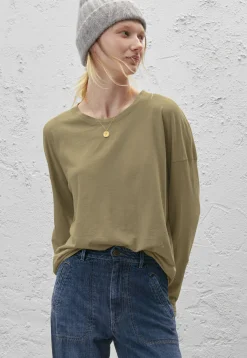 Drop-Shoulder Top*Wrap London Clearance