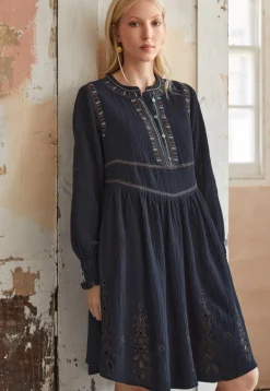 Embroidered Dress*Wrap London Outlet