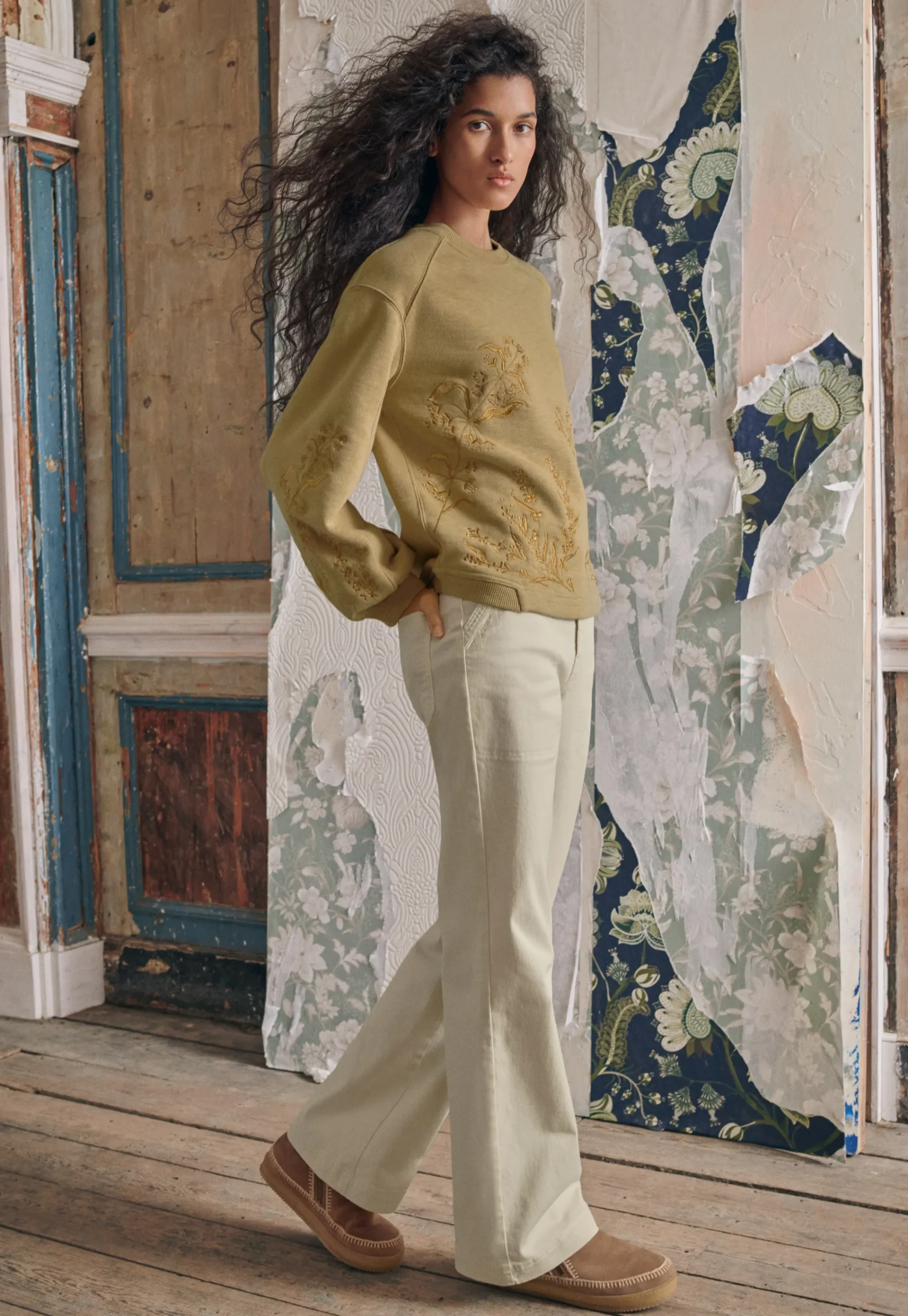 Embroidered Sweatshirt*Wrap London Cheap