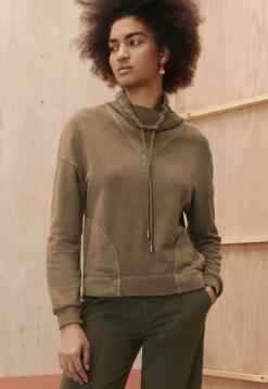Funnel-Neck Sweatshirt*Wrap London Clearance