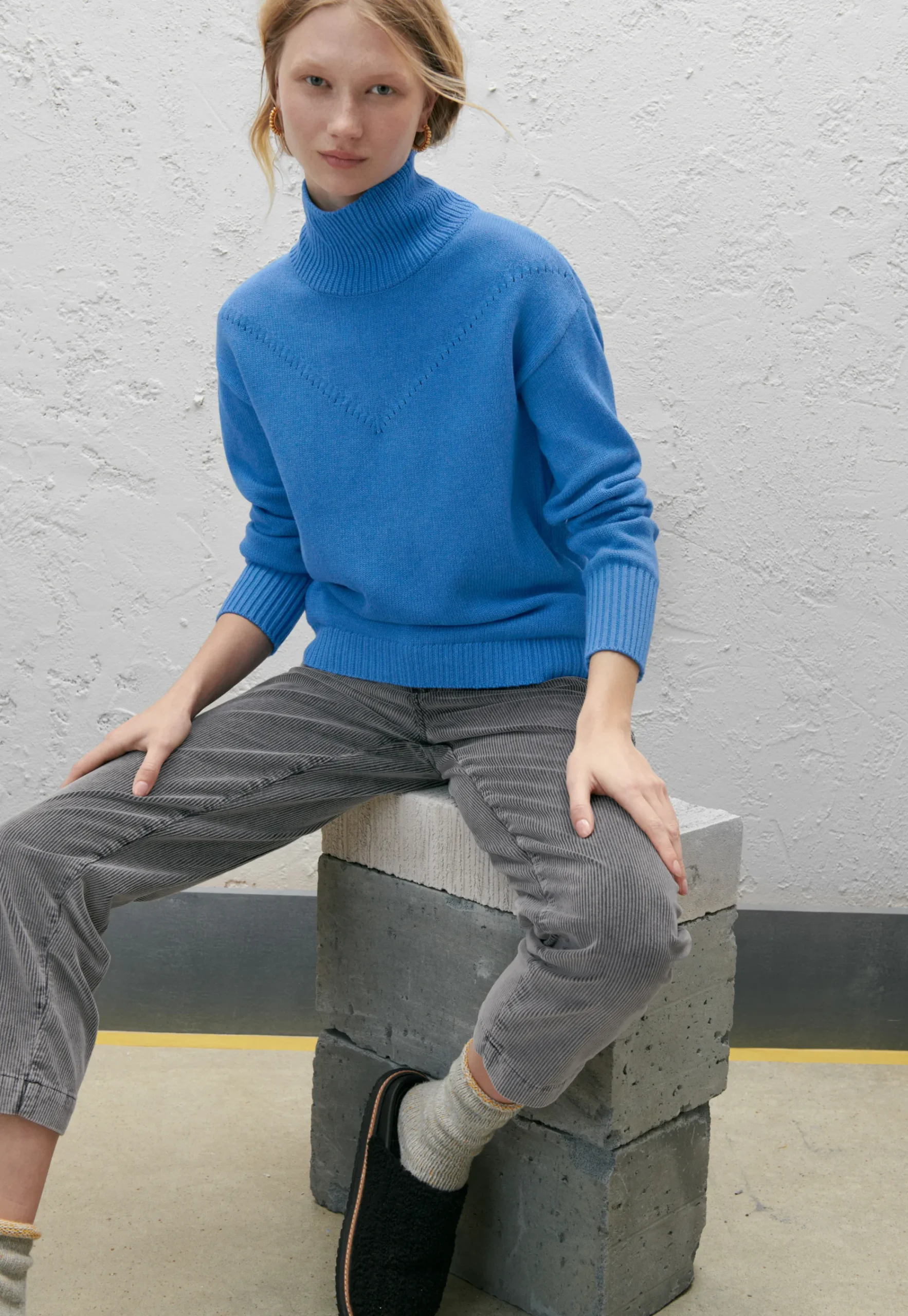 High-Neck Sweater*Wrap London New