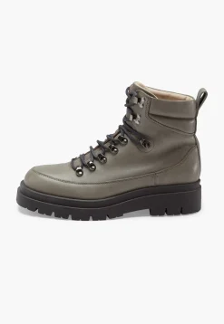 Hiker Boots*Wrap London Store