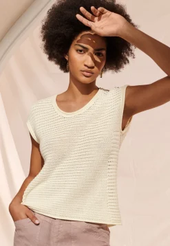 Knitted Mesh-Stitch Top*Wrap London Hot