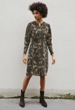 Leaf-Print Dress*Wrap London Store