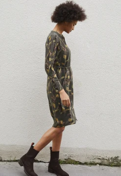 Leaf-Print Dress*Wrap London Store