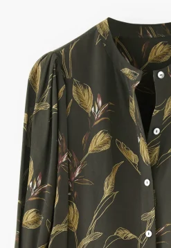 Leaf-Print Dress*Wrap London Store