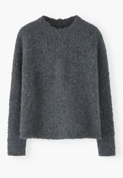 Round-Neck Sweater*Wrap London Discount
