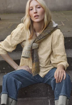 Schiffli Blouse*Wrap London Hot