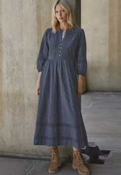 Schiffli Dress*Wrap London Best Sale