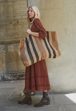 Schiffli Dress*Wrap London Discount