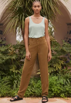 Scoop-Neck Vest*Wrap London Clearance