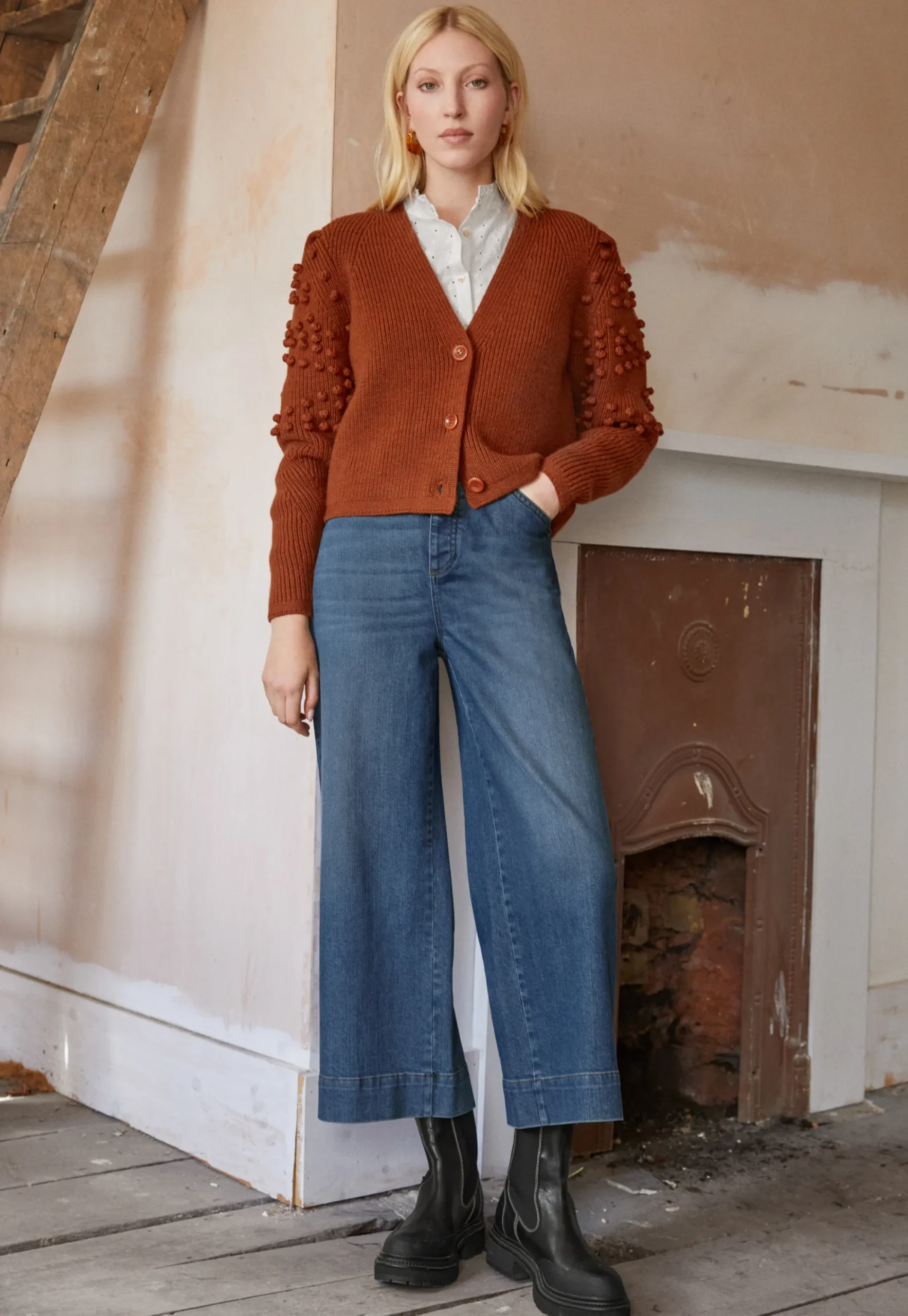Wide-Leg Cropped Jeans*Wrap London Hot