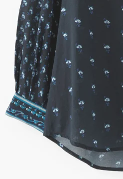 Woodblock-Printed Patchwork Shirt*Wrap London New